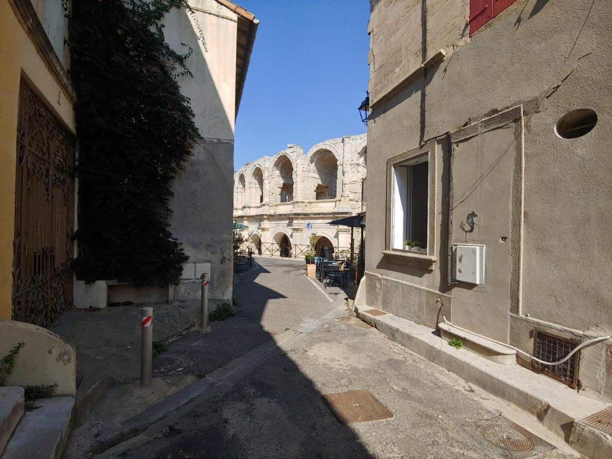 Charmante Maison Arlesienne A L'Ombre Des Arenes, De 2 A 5P Exterior photo